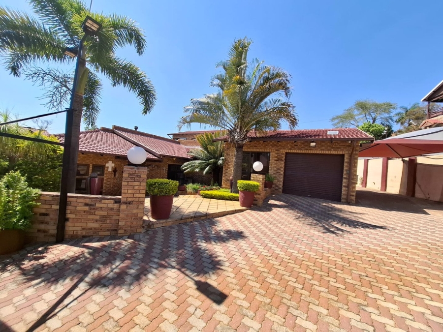 5 Bedroom Property for Sale in Cashan North West